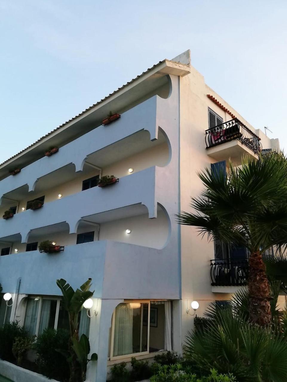 Baia Degli Dei Daire Giardini Naxos Dış mekan fotoğraf